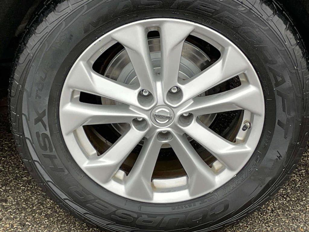 used 2014 Nissan Rogue car, priced at $7,888