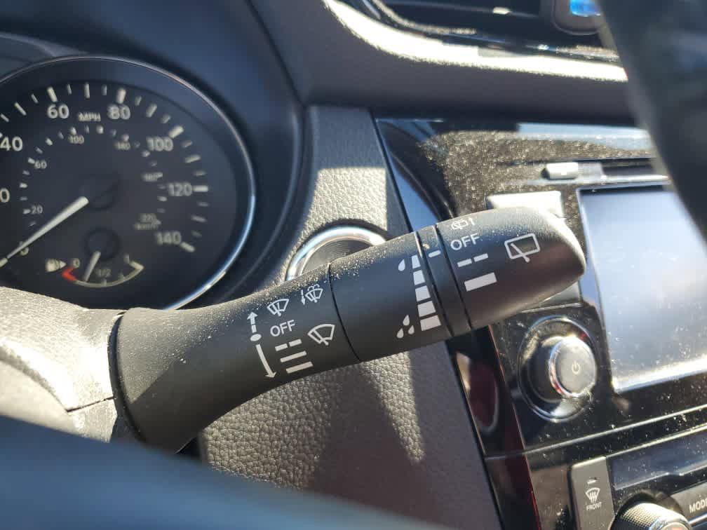 used 2020 Nissan Rogue Sport car, priced at $17,080