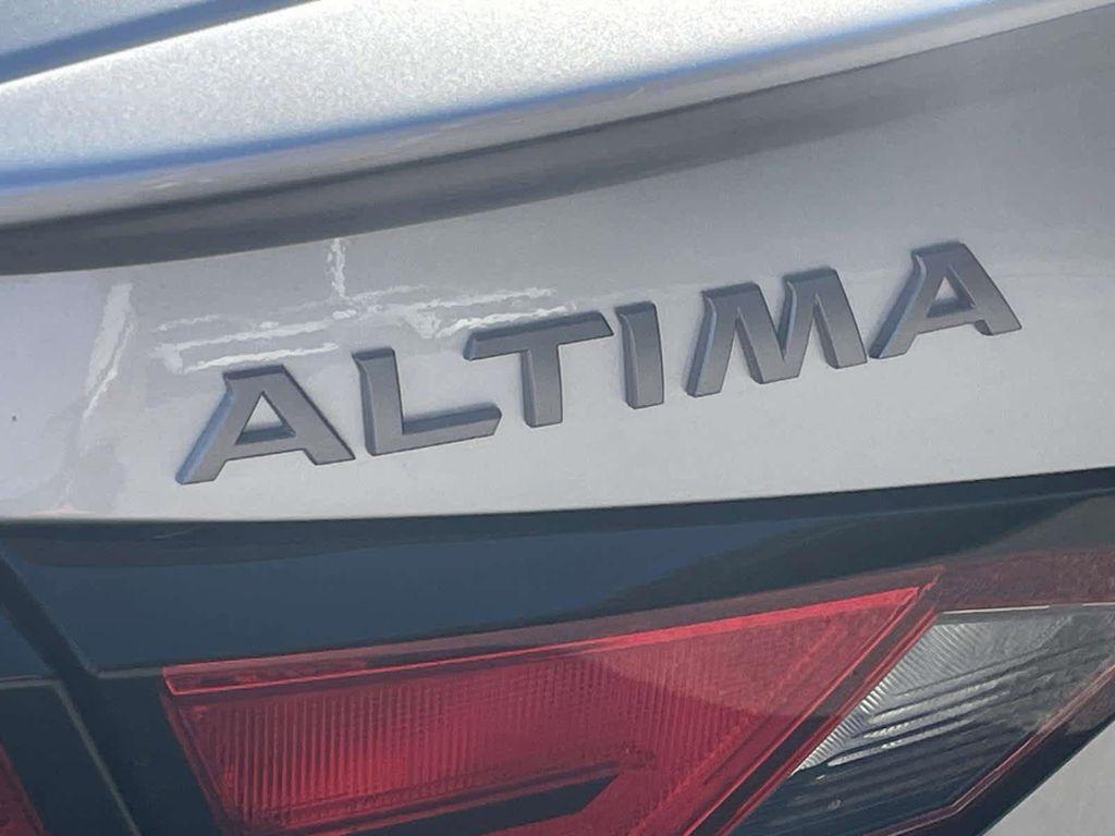 new 2025 Nissan Altima car, priced at $27,518
