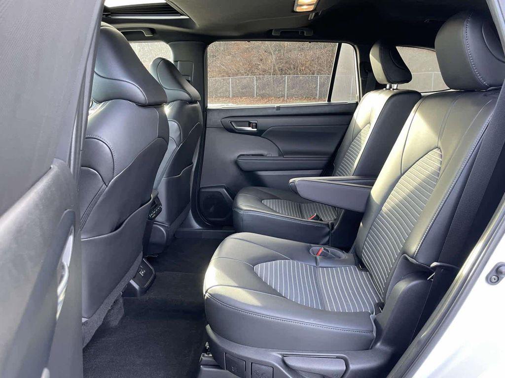 used 2023 Toyota Highlander car, priced at $32,936