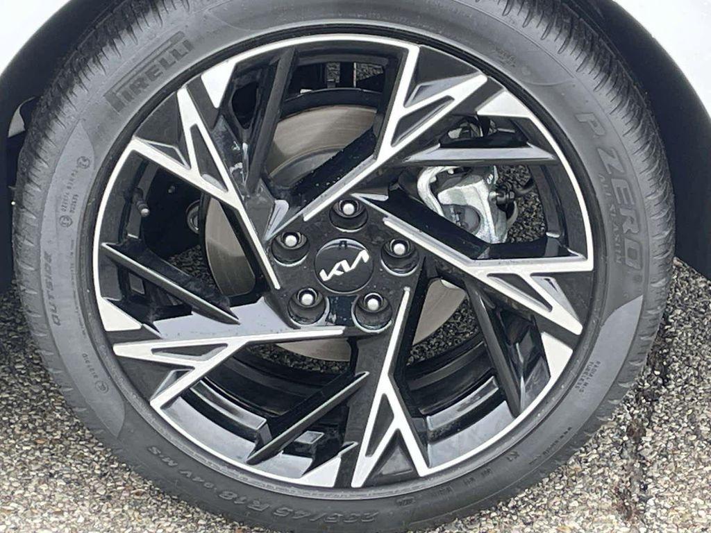 used 2025 Kia K5 car, priced at $26,998