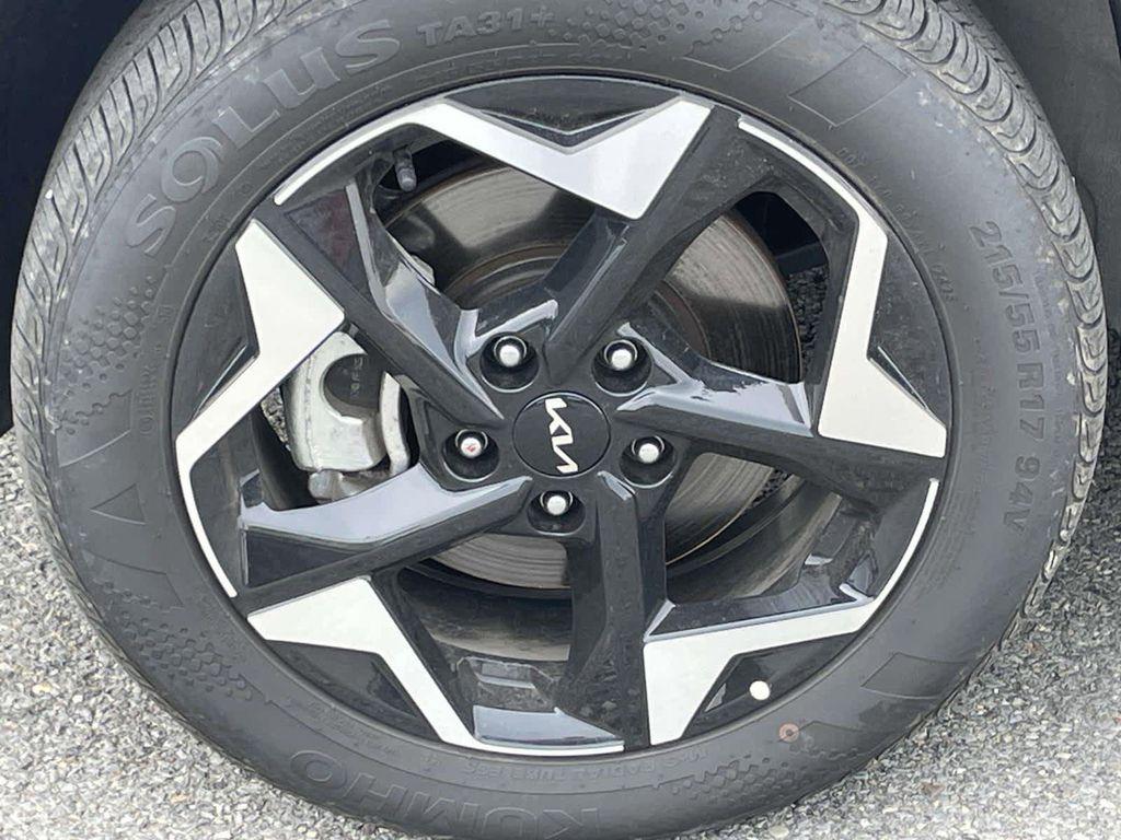 used 2026 Kia Seltos car, priced at $24,998