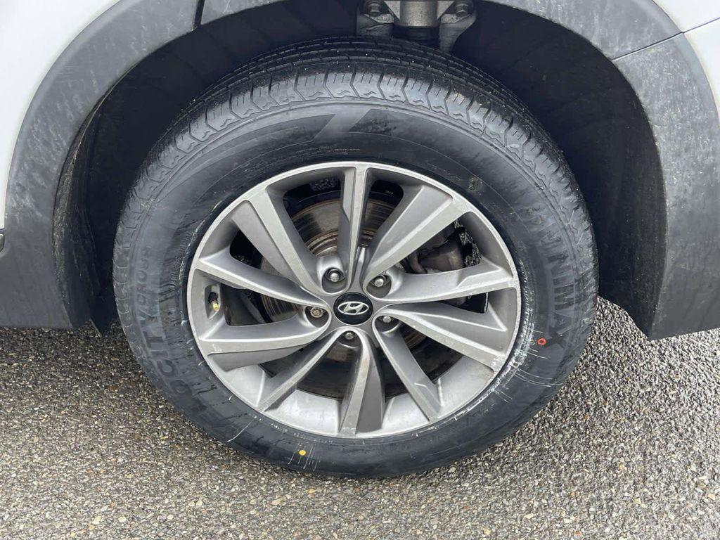 used 2020 Hyundai Santa Fe car, priced at $17,498