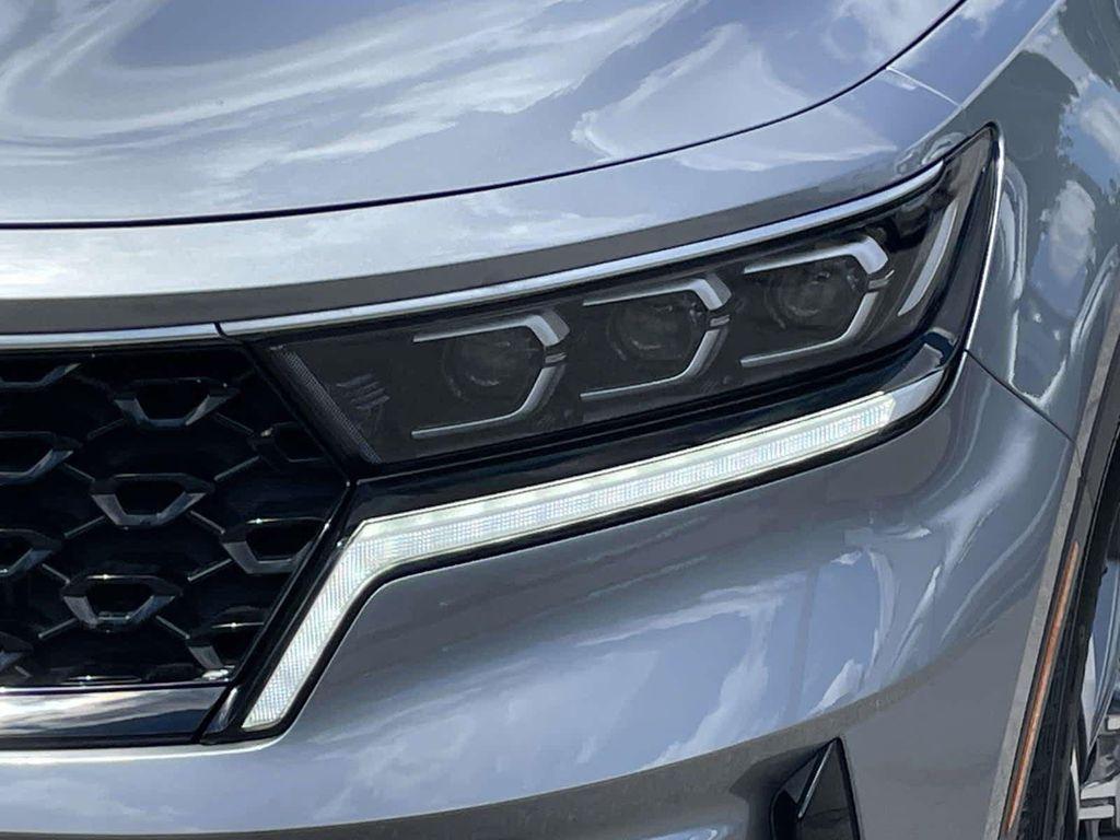 used 2023 Kia Sorento Hybrid car, priced at $35,488