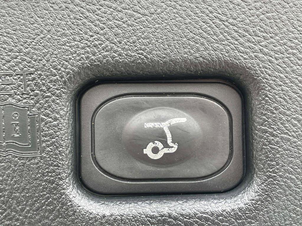 used 2021 Lincoln Nautilus car, priced at $21,998