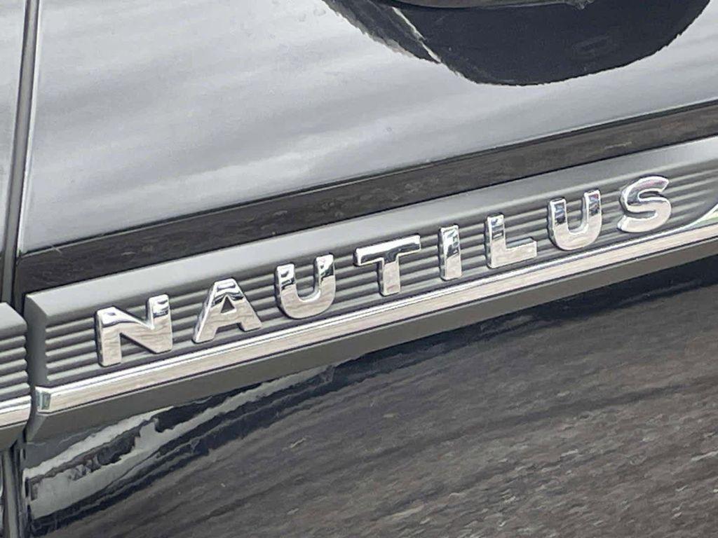 used 2021 Lincoln Nautilus car, priced at $21,998