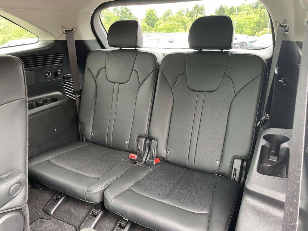 used 2023 Kia Sorento Hybrid car, priced at $30,488