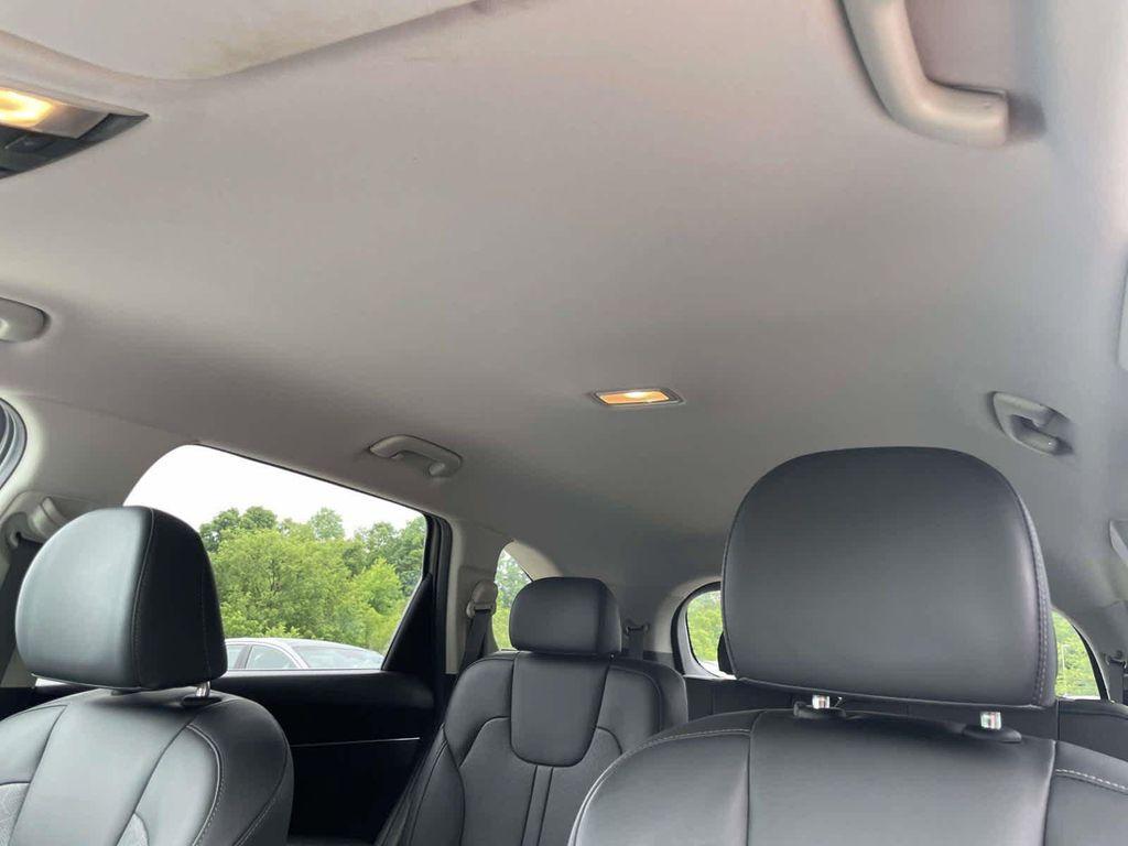 used 2023 Kia Sorento Hybrid car, priced at $30,488