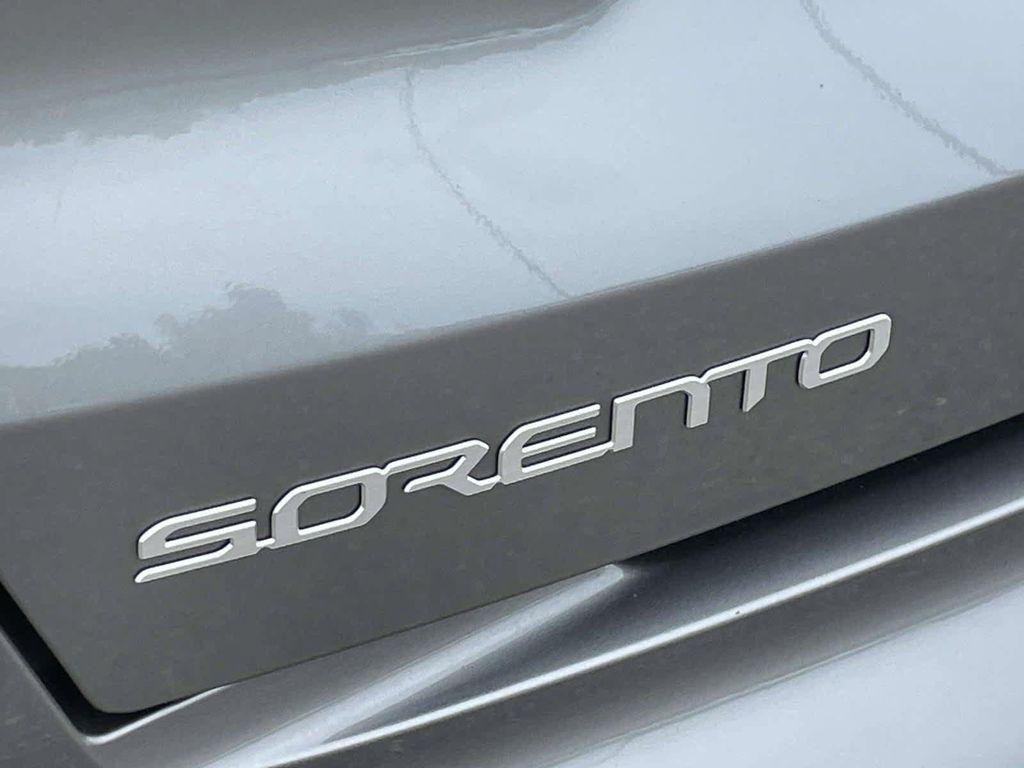 used 2023 Kia Sorento Hybrid car, priced at $30,488