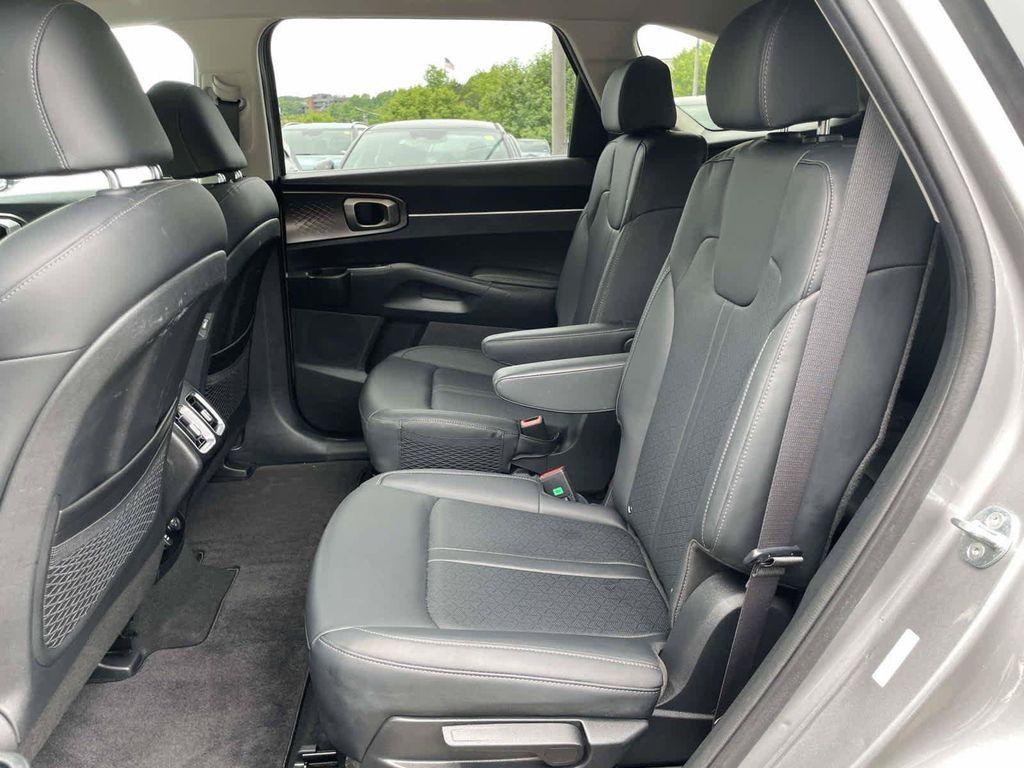 used 2023 Kia Sorento Hybrid car, priced at $30,488