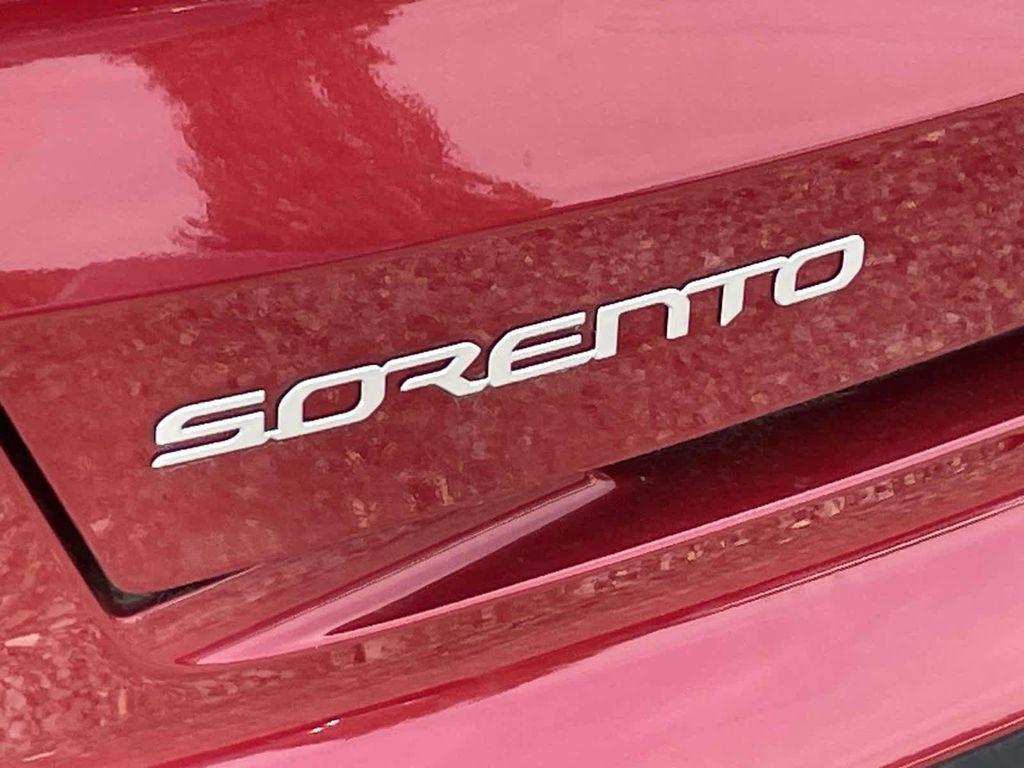 used 2023 Kia Sorento Hybrid car, priced at $26,998