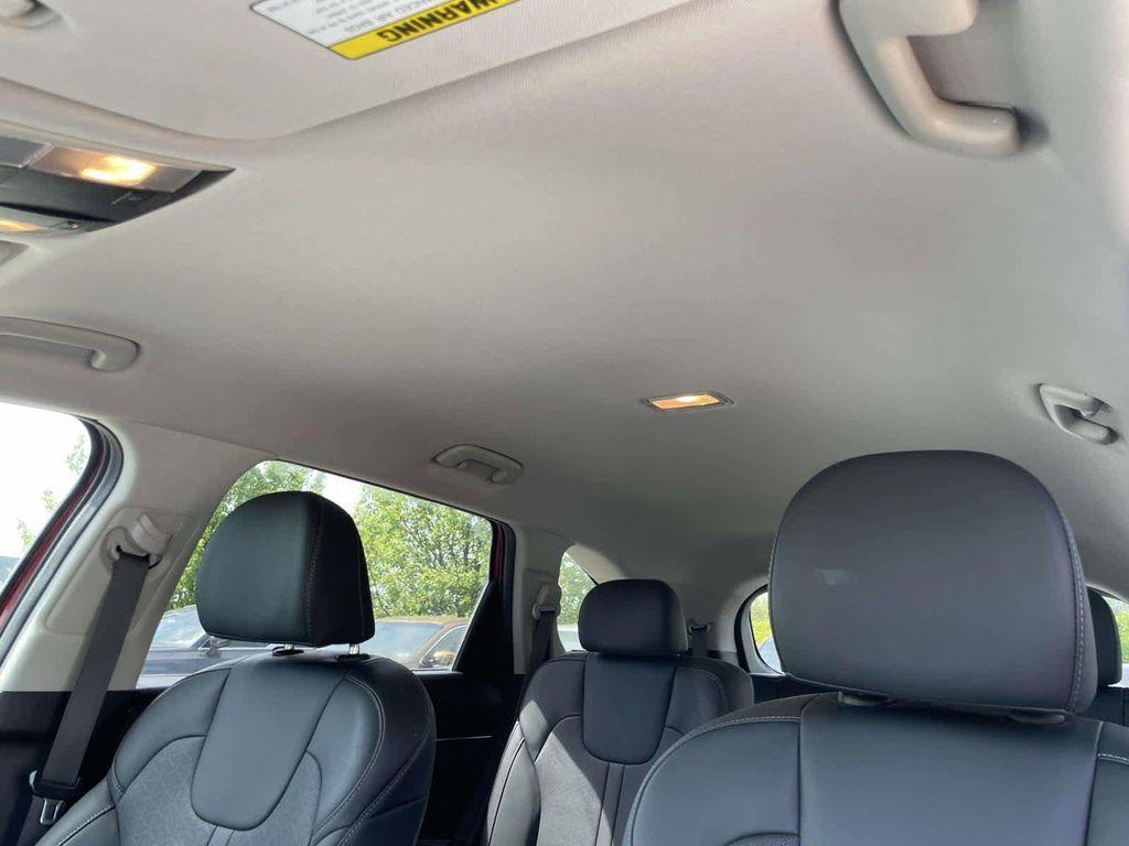 used 2023 Kia Sorento Hybrid car, priced at $26,998