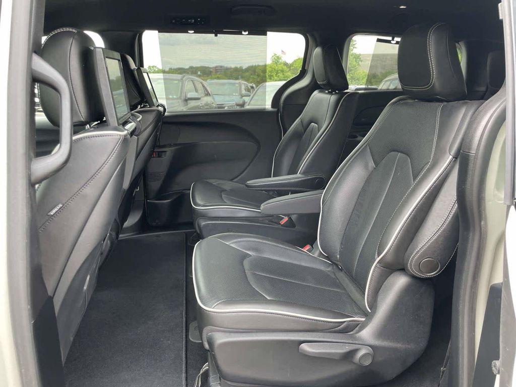 used 2020 Chrysler Pacifica Hybrid car, priced at $23,488