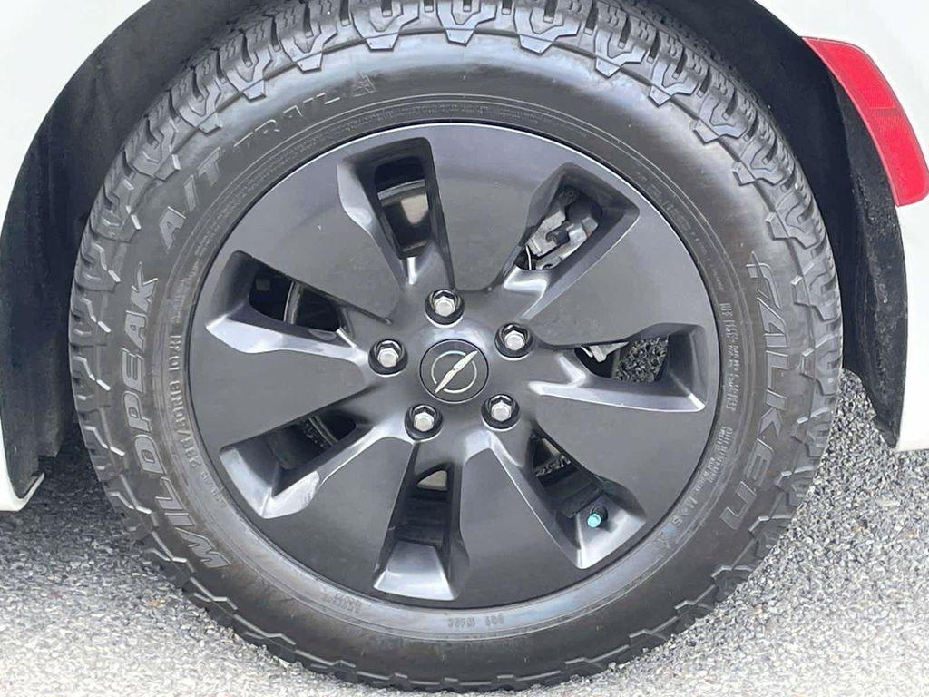 used 2020 Chrysler Pacifica Hybrid car, priced at $23,488