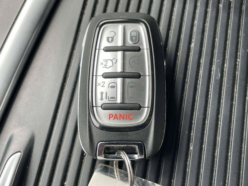 used 2020 Chrysler Pacifica Hybrid car, priced at $23,488