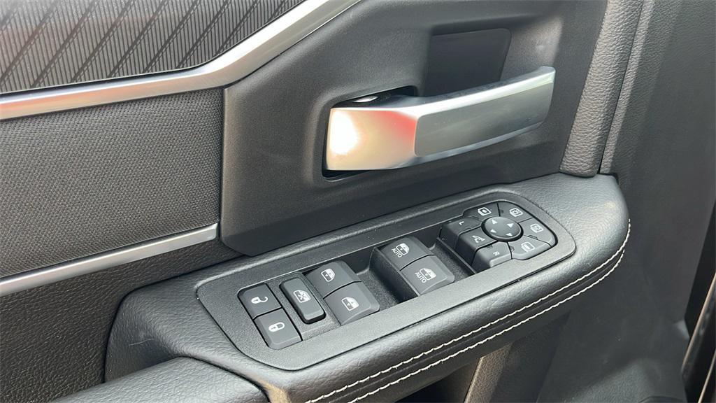 new 2025 Ram 2500 car, priced at $73,727