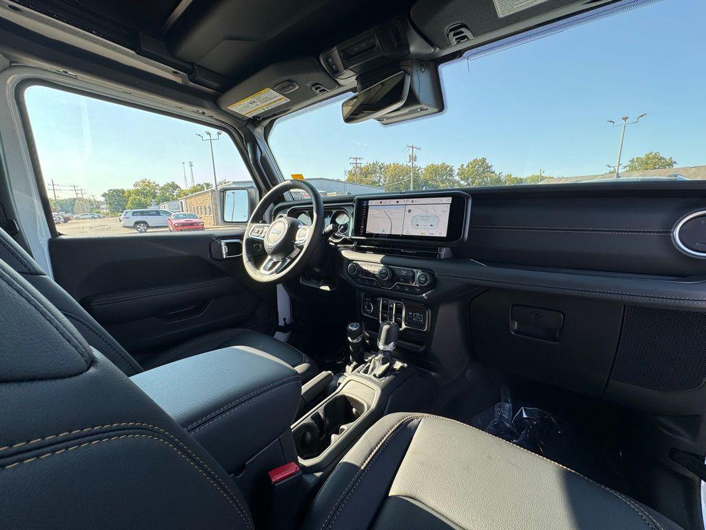 new 2025 Jeep Wrangler car, priced at $57,944