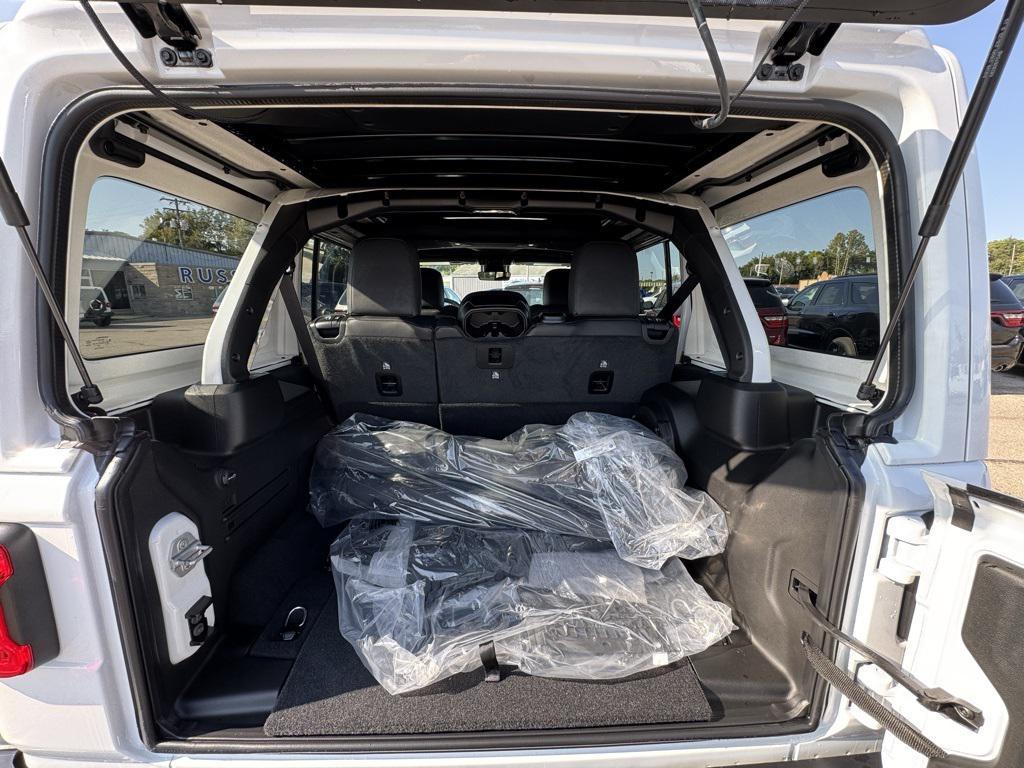 new 2025 Jeep Wrangler car, priced at $57,944