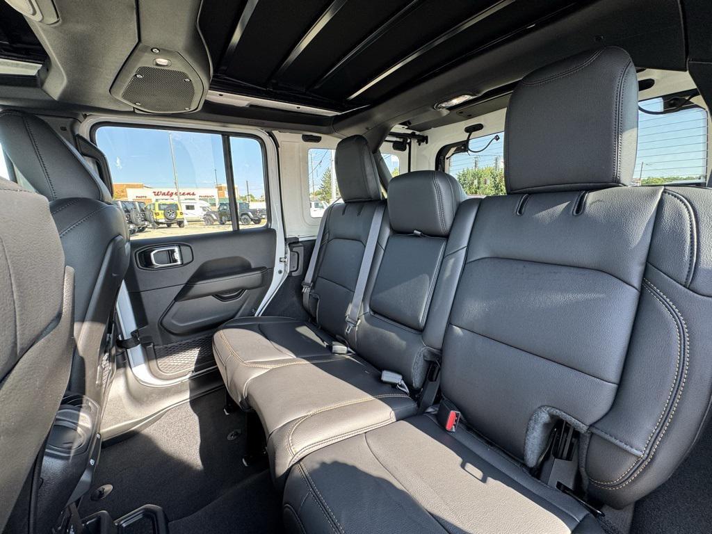 new 2025 Jeep Wrangler car, priced at $57,944