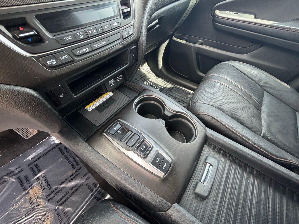 used 2022 Honda Passport car, priced at $28,655