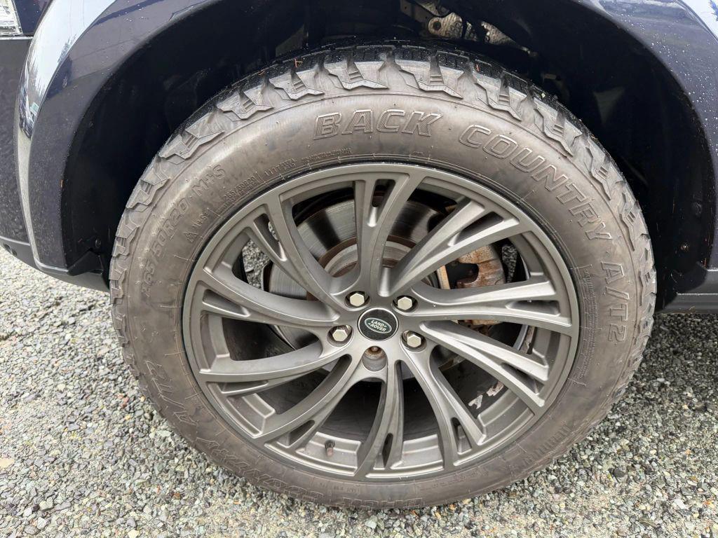 used 2016 Land Rover LR4 car, priced at $9,999