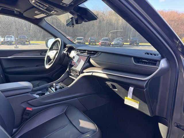 new 2025 Jeep Grand Cherokee car, priced at $54,305