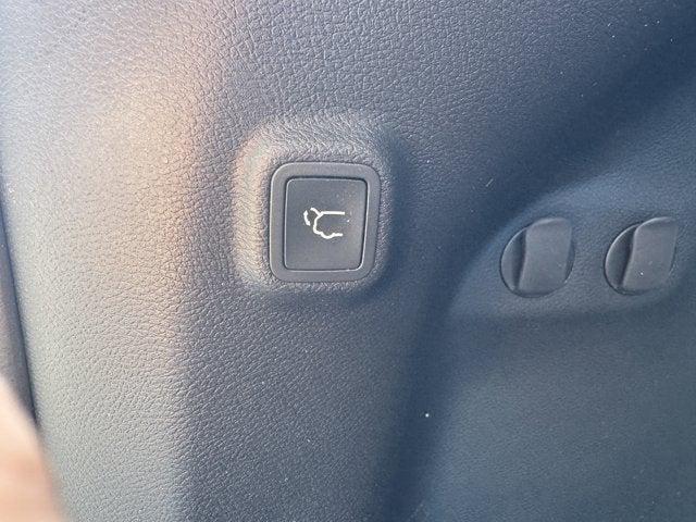 used 2020 Jeep Cherokee car, priced at $22,988