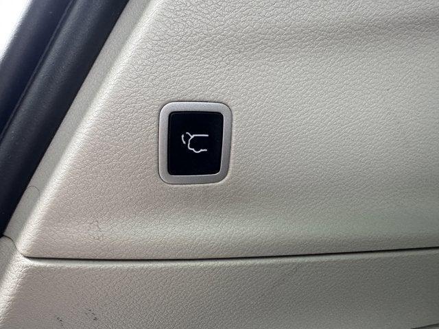 used 2022 Chrysler Pacifica car, priced at $20,988