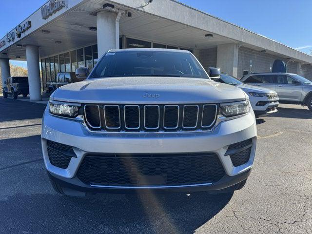 new 2025 Jeep Grand Cherokee car, priced at $41,920