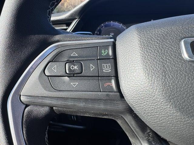 new 2025 Jeep Grand Cherokee car, priced at $41,920