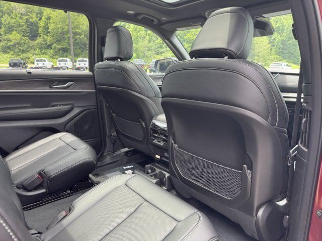 new 2025 Jeep Grand Cherokee L car, priced at $54,580