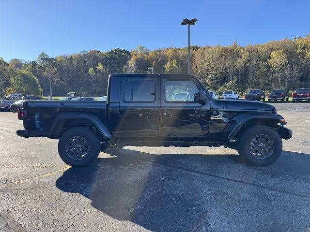 new 2025 Jeep Gladiator car, priced at $47,895