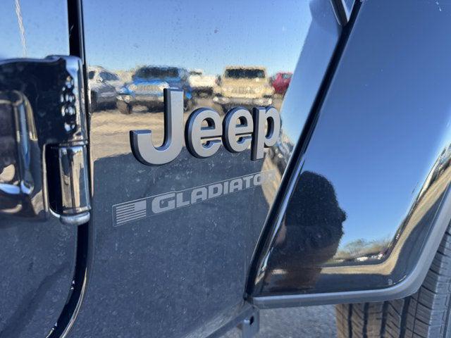 new 2025 Jeep Gladiator car, priced at $47,895