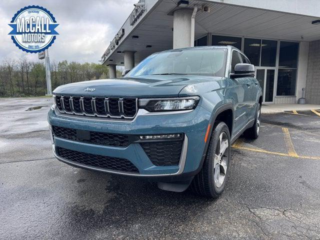 new 2026 Jeep Grand Cherokee car, priced at $46,975