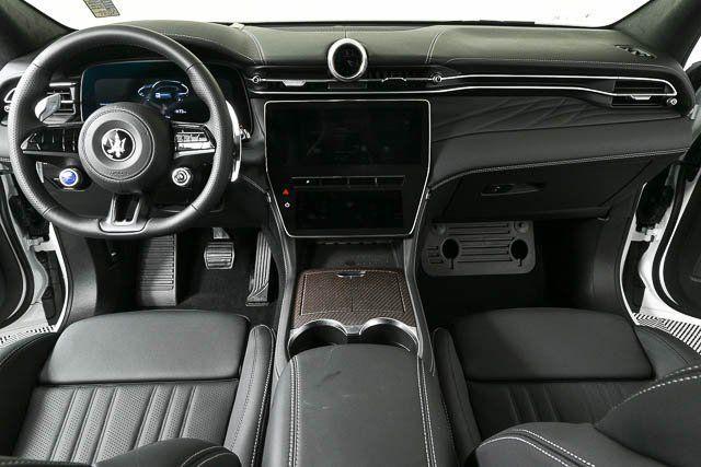 new 2025 Maserati Grecale Folgore car, priced at $89,240