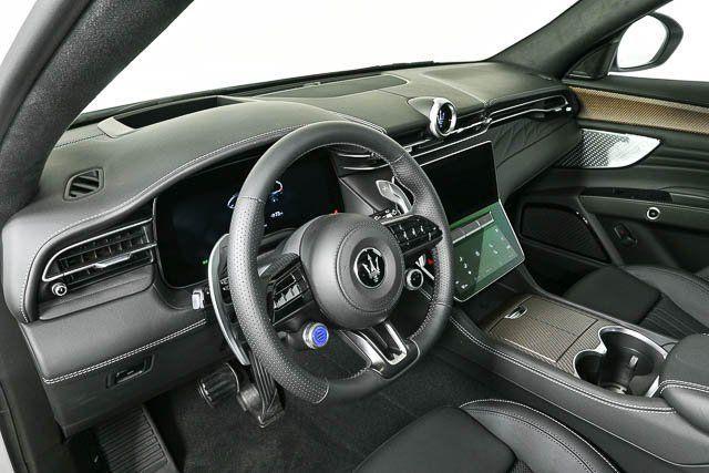 new 2025 Maserati Grecale Folgore car, priced at $89,240