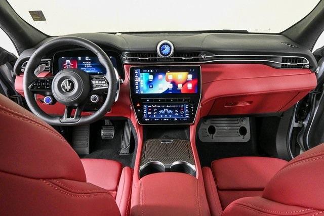 new 2025 Maserati Grecale Folgore car, priced at $89,355