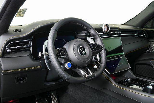 new 2026 Maserati Grecale car, priced at $98,465