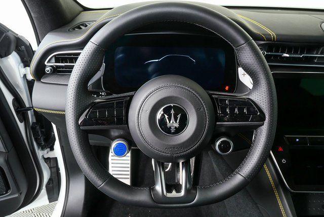new 2026 Maserati Grecale car, priced at $98,465