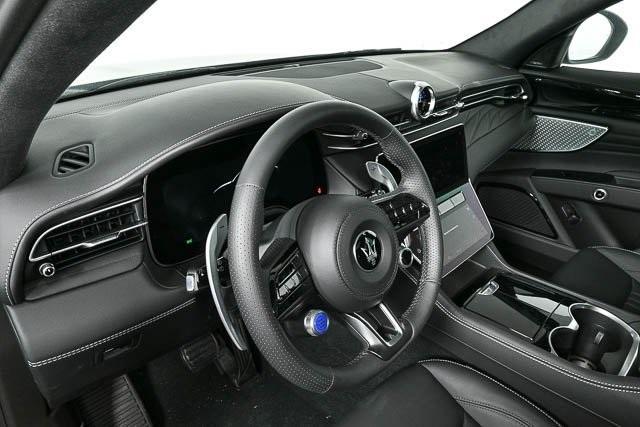 new 2025 Maserati Grecale car, priced at $81,855