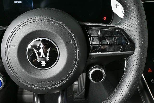 new 2025 Maserati Grecale car, priced at $81,855