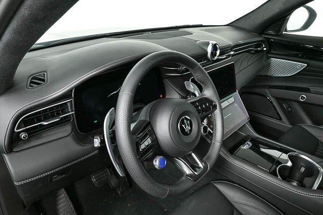 new 2025 Maserati Grecale car, priced at $81,855