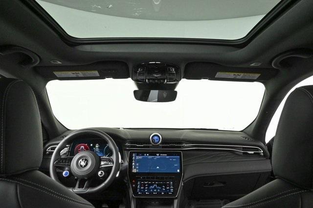 new 2025 Maserati Grecale Folgore car, priced at $99,985