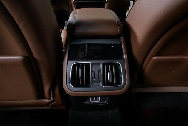 new 2026 Maserati Grecale car, priced at $97,695