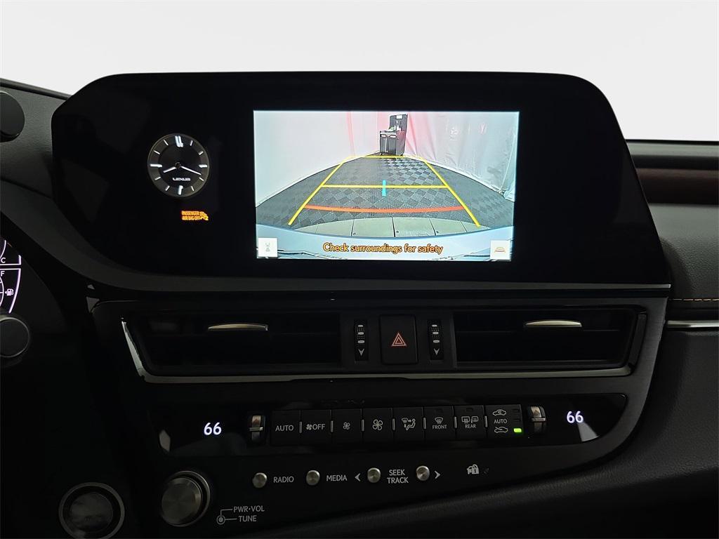 new 2025 Lexus ES 350 car, priced at $48,064