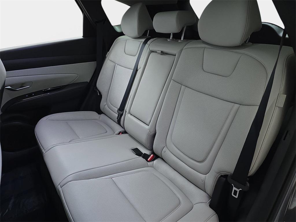 used 2025 Hyundai TUCSON Hybrid car, priced at $34,494