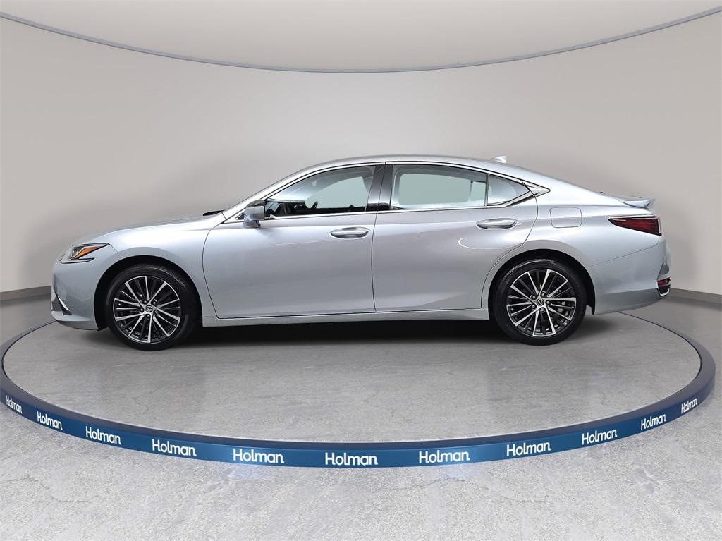 used 2023 Lexus ES 300h car, priced at $39,899