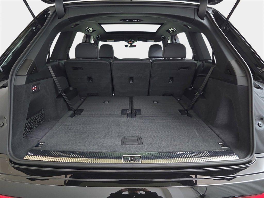 used 2025 Audi Q7 car, priced at $48,499