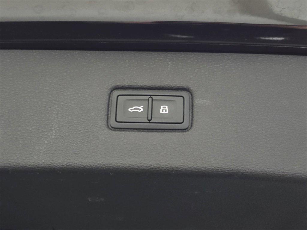 used 2025 Audi Q7 car, priced at $50,490