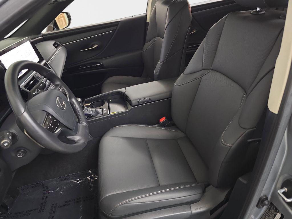 used 2025 Lexus ES 300h car, priced at $45,198